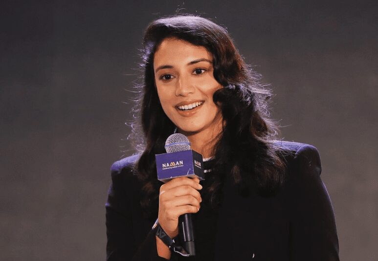 Beautiful Women Cricketer Smriti Mandhana