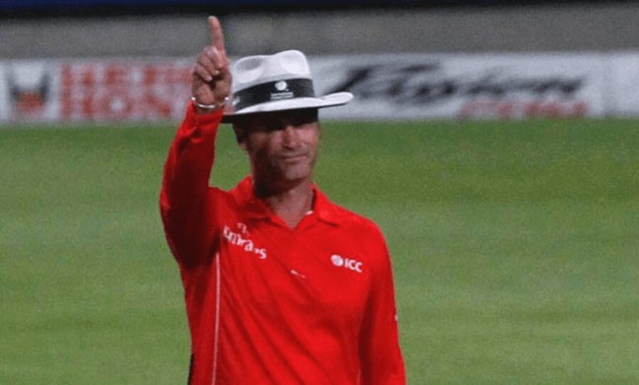 Top Umpire in Cricket-Simon Taufel Top Umpire in Cricket-Simon Taufel