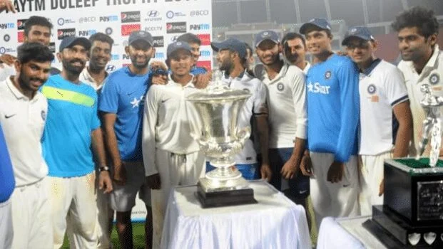 India Red (2017-18) India Red (2017-18)