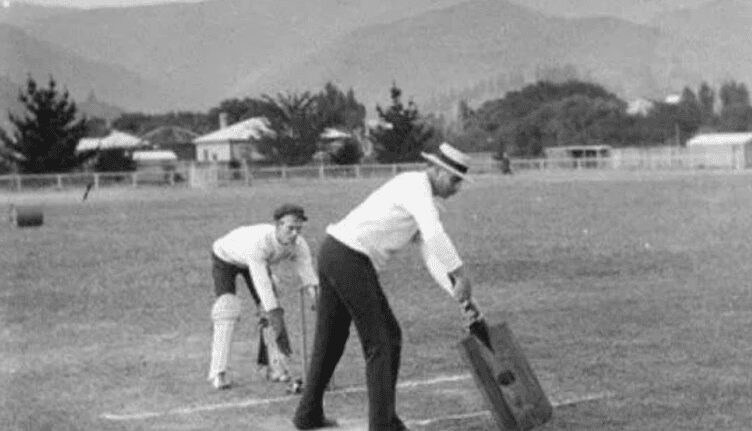 Thomas White’s Monster Bat Thomas White’s Monster Bat