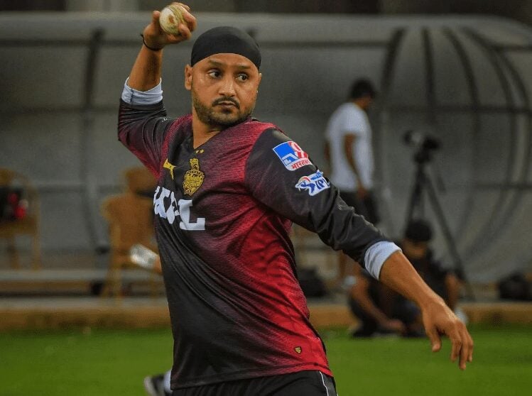 Harbhajan Singh Records The Most Dot Balls in the IPL Harbhajan Singh Records The Most Dot Balls in the IPL