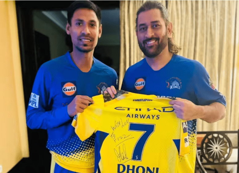 How to Get Signed Match Jersey (IPL) How to Get Signed Match Jersey (IPL)