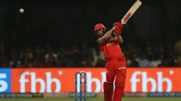 AB de Villiers' explosive 82(44) AB de Villiers' explosive 82(44)