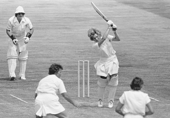 Enid Bakewell (England) Enid Bakewell (England)