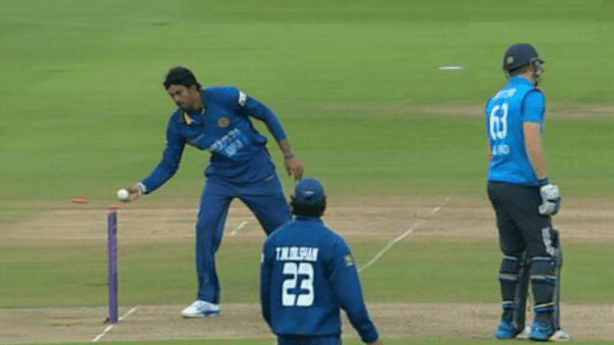 Sachithra Senanayake vs Jos Buttler Sachithra Senanayake vs Jos Buttler