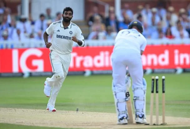 Jasprit Bumrah vs Mitchell Starc Jasprit Bumrah vs Mitchell Starc
