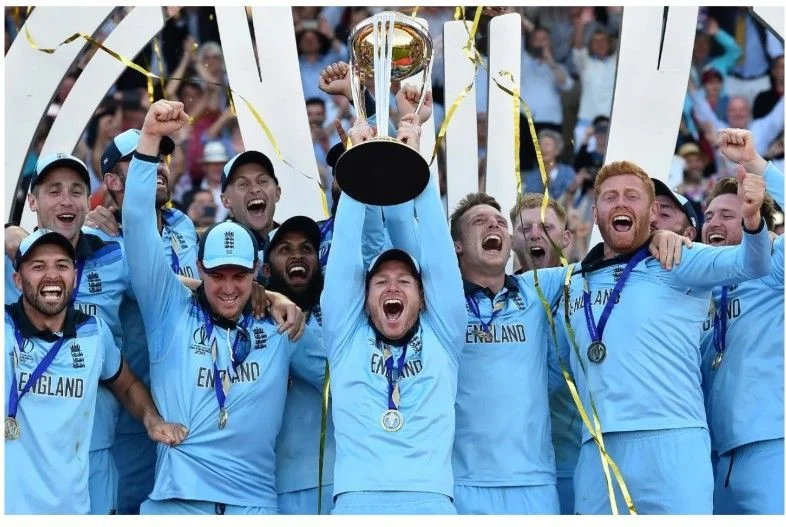 England Cricket Team with cup