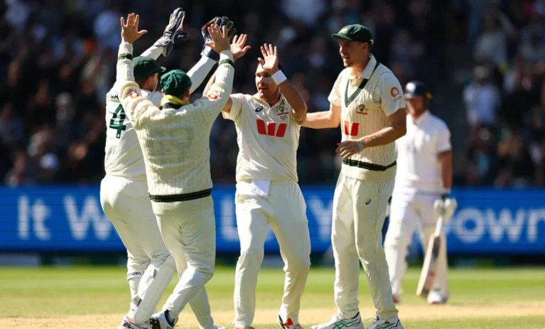 England's First Innings Struggle England's First Innings Struggle