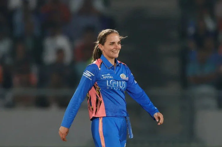 Amelia Kerr: INR 3 Crores Amelia Kerr: INR 3 Crores