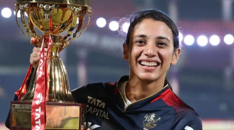 Smriti Mandhana: INR 3.4 Crores Smriti Mandhana: INR 3.4 Crores