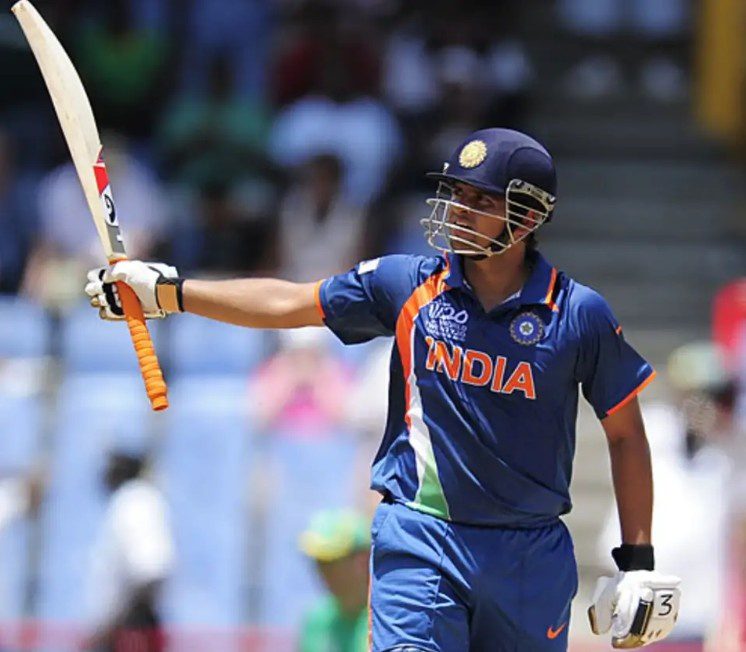 Suresh Raina (101) Suresh Raina (101)