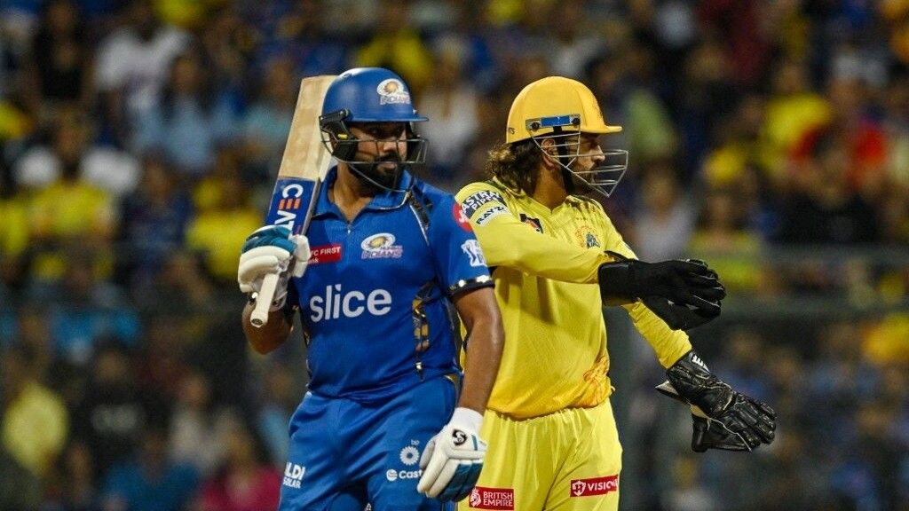 mi vs csk head to head moment , msd wk and rohit batting mi vs csk head to head moment , msd wk and rohit batting